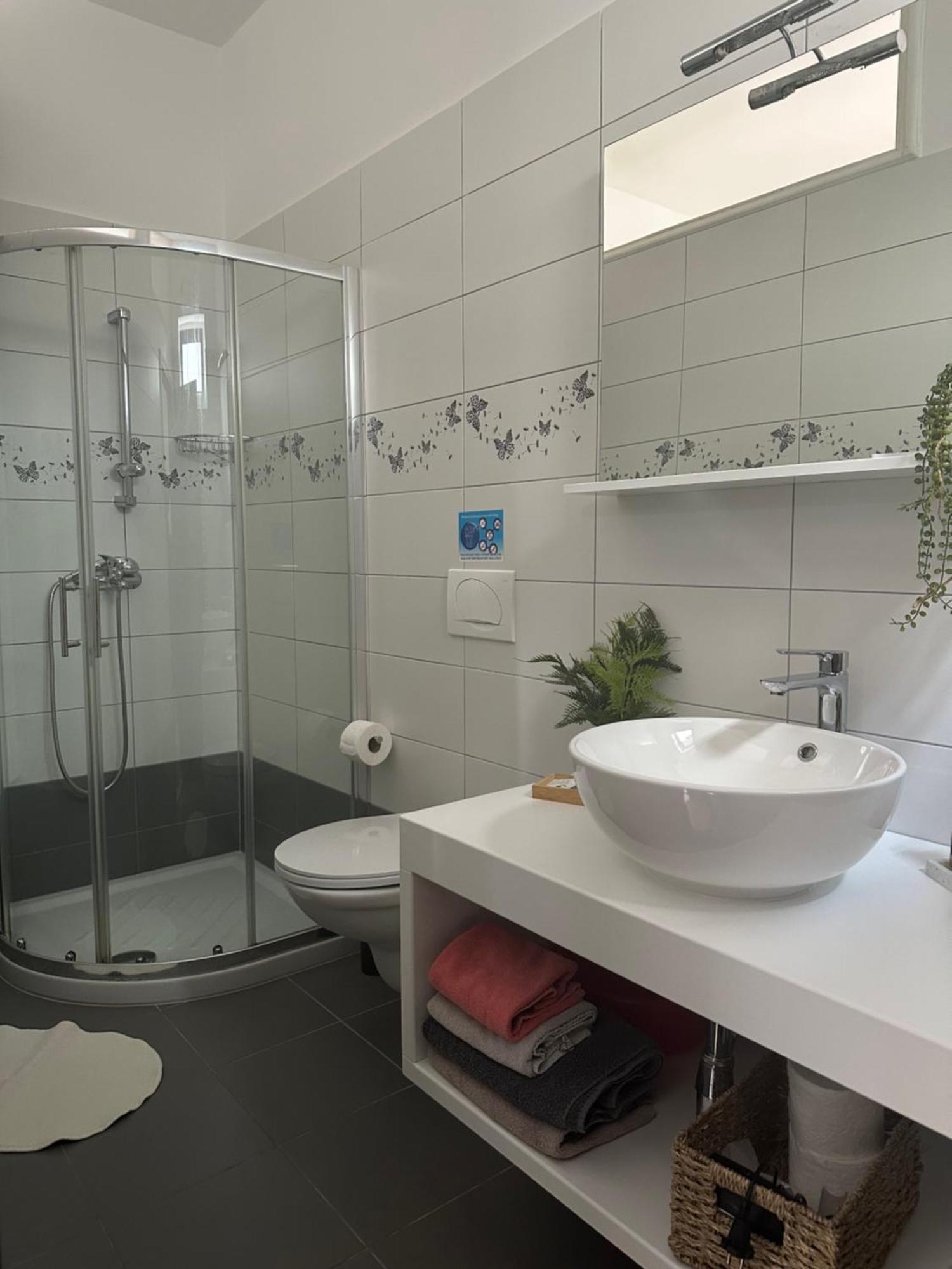 Apartments Peloza Пореч Екстер'єр фото